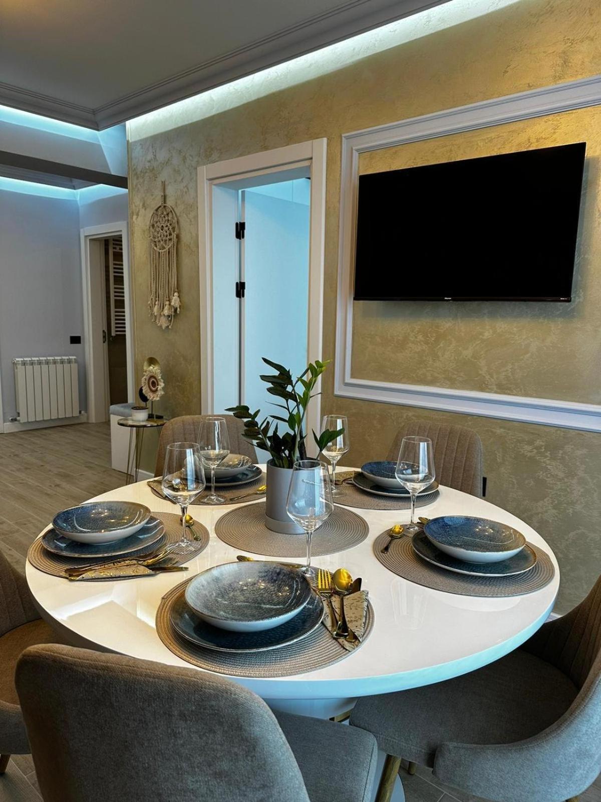 Golden Infinity Apartment Năvodari Exterior foto