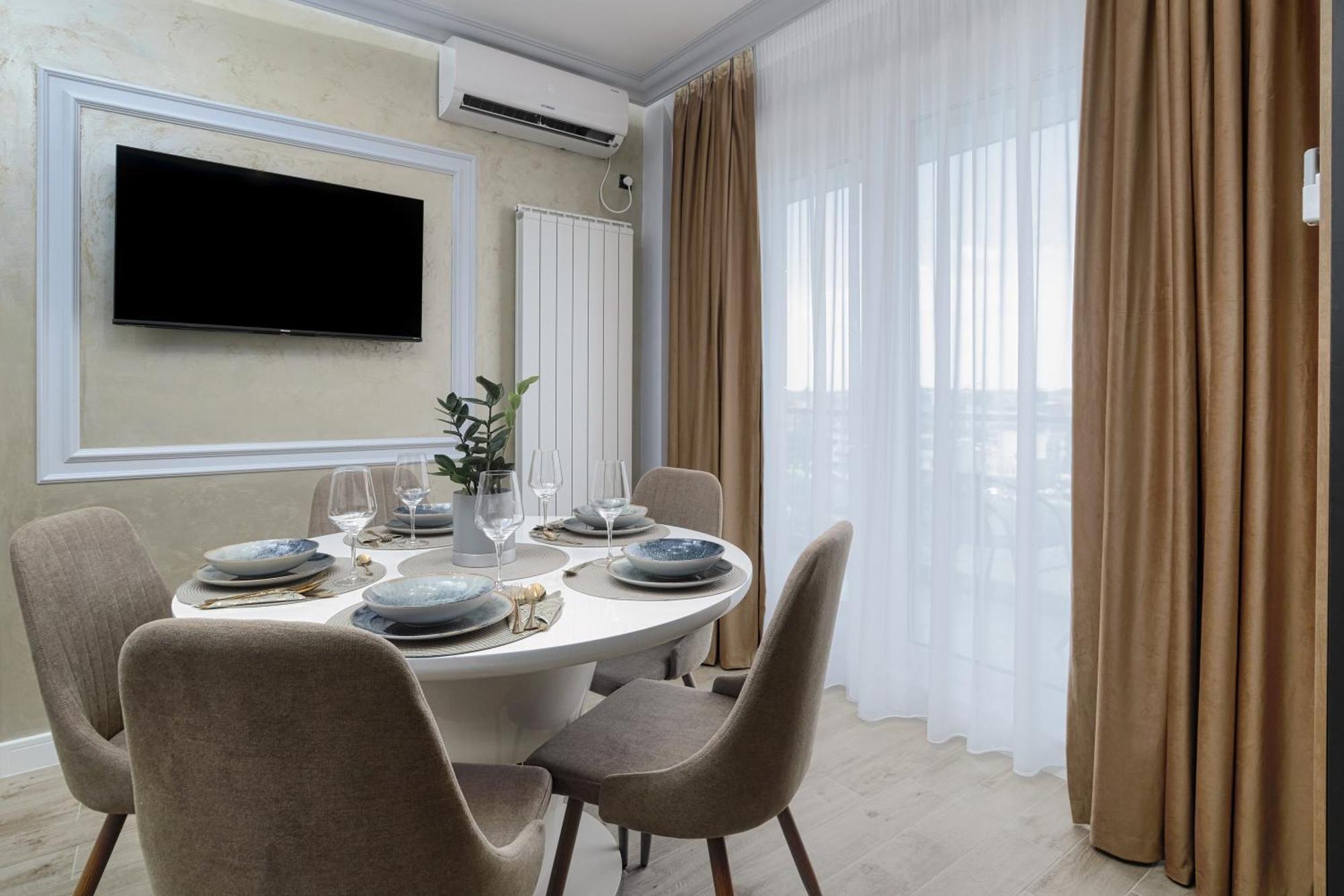 Golden Infinity Apartment Năvodari Exterior foto